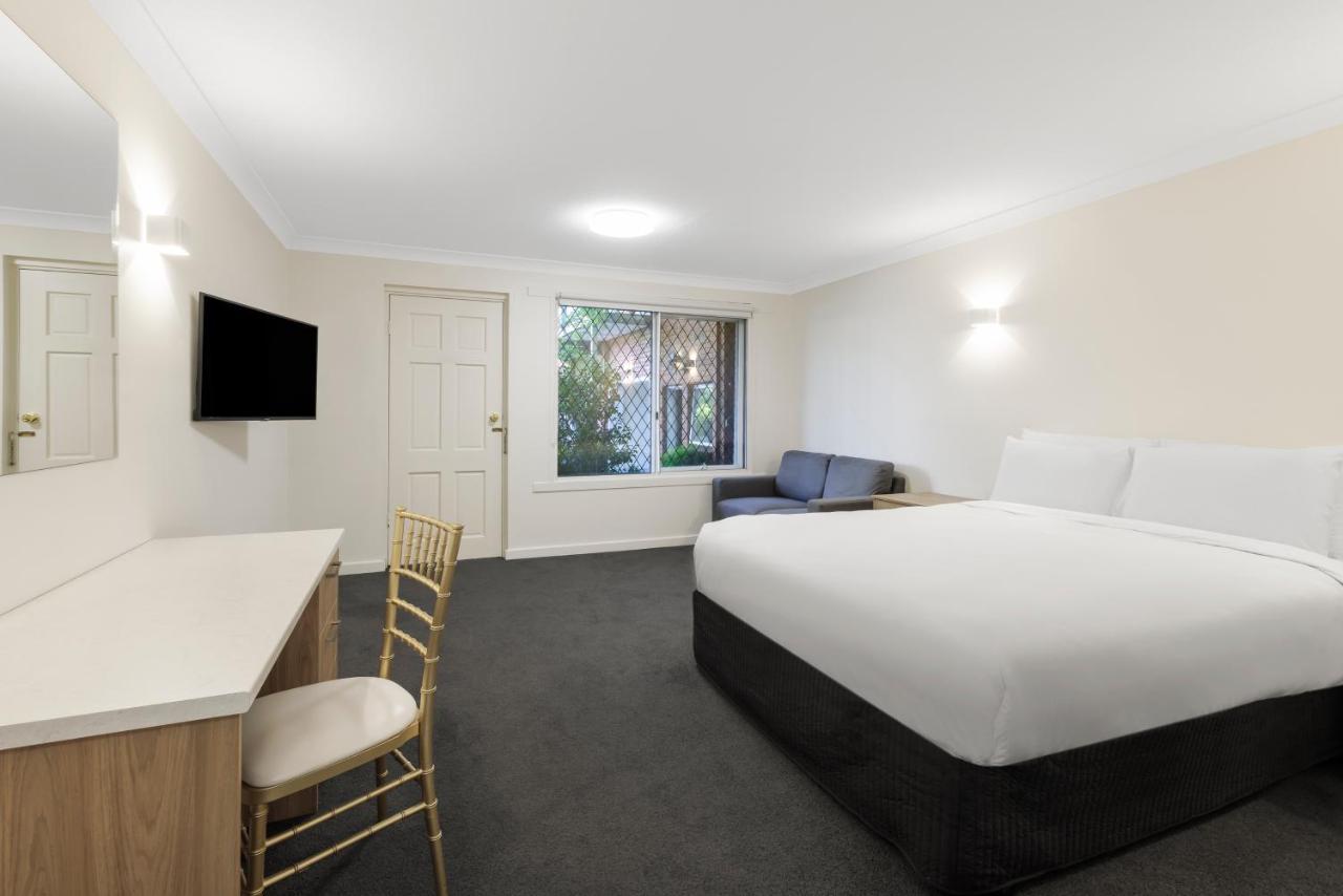 Elizabethan Lodge Melbourne Exterior photo